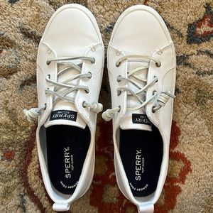 Women’s size 10 Sperry sneakers. Worn once, no damages at all. Like new.